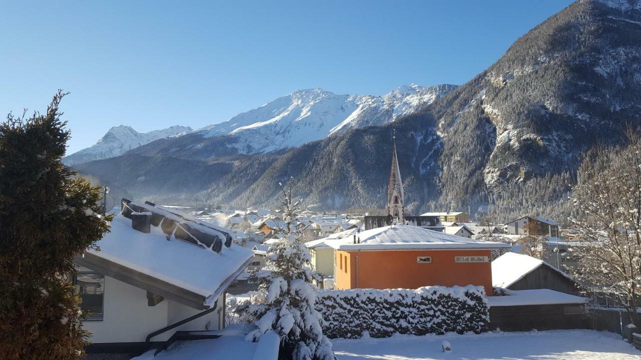 Alpenappartement Sonne Umhausen Extérieur photo