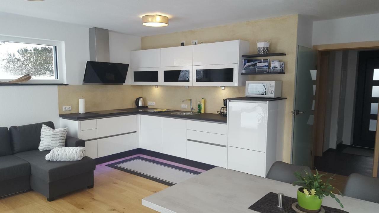 Alpenappartement Sonne Umhausen Extérieur photo